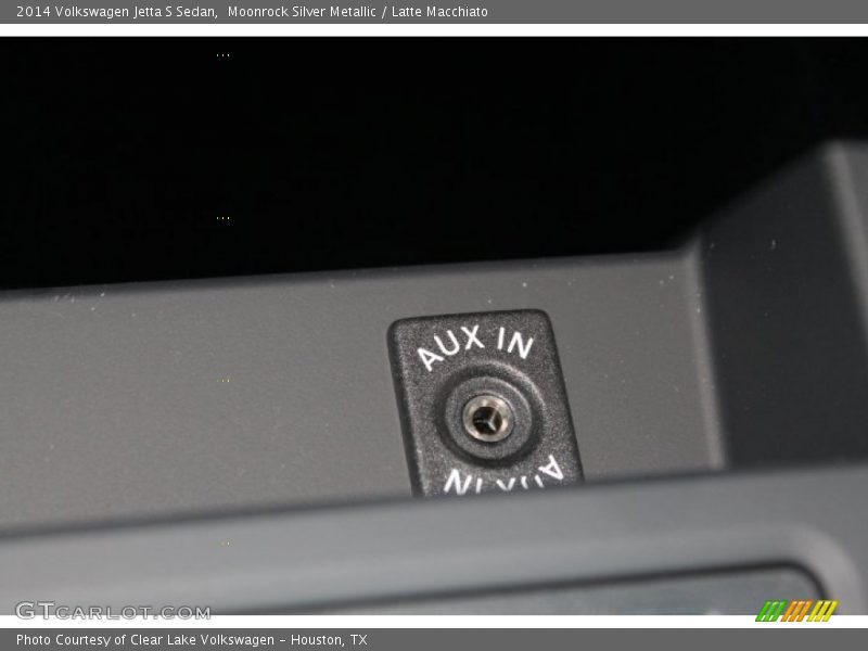 Moonrock Silver Metallic / Latte Macchiato 2014 Volkswagen Jetta S Sedan