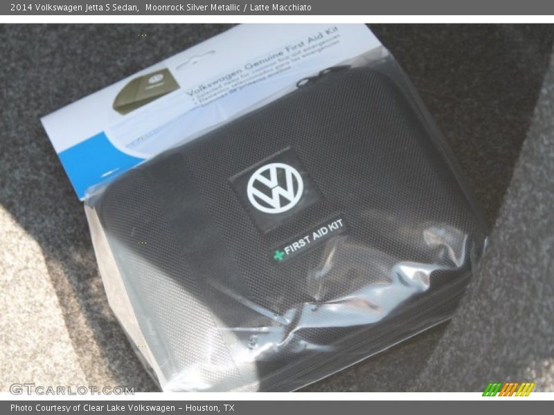 Moonrock Silver Metallic / Latte Macchiato 2014 Volkswagen Jetta S Sedan