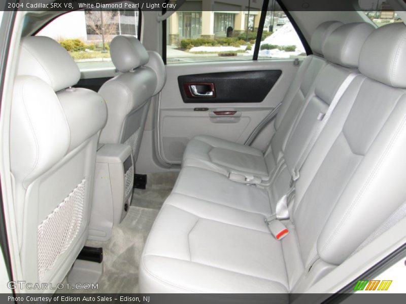 White Diamond Pearl / Light Gray 2004 Cadillac SRX V8