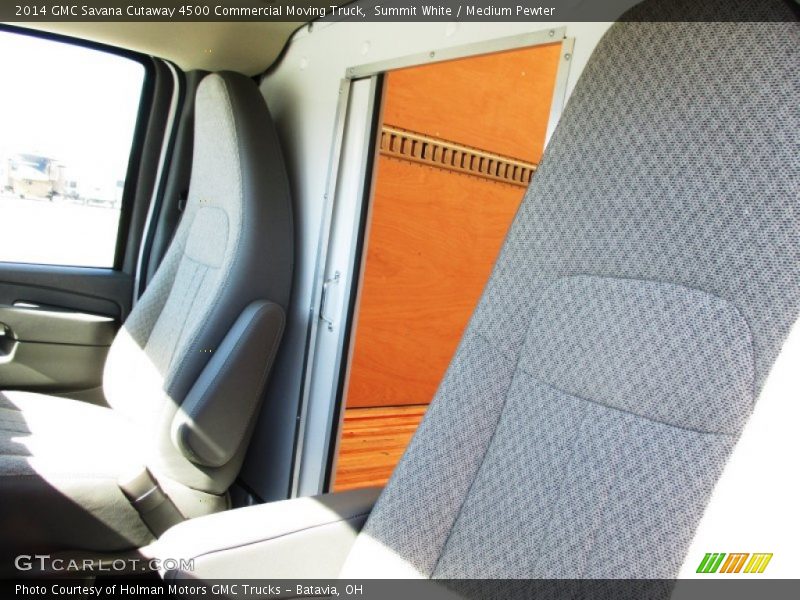 Summit White / Medium Pewter 2014 GMC Savana Cutaway 4500 Commercial Moving Truck