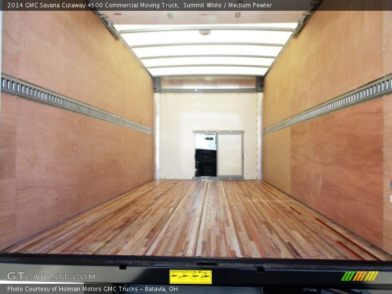 Summit White / Medium Pewter 2014 GMC Savana Cutaway 4500 Commercial Moving Truck