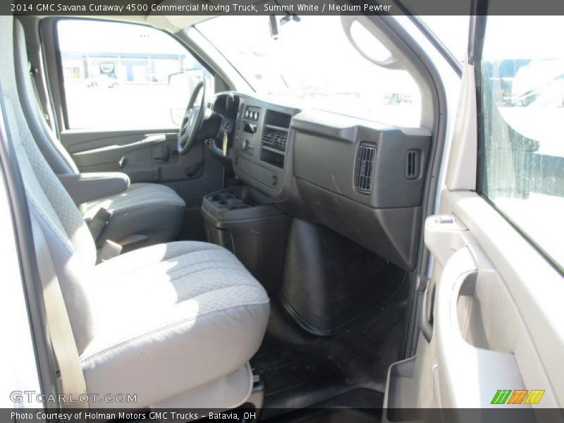 Summit White / Medium Pewter 2014 GMC Savana Cutaway 4500 Commercial Moving Truck