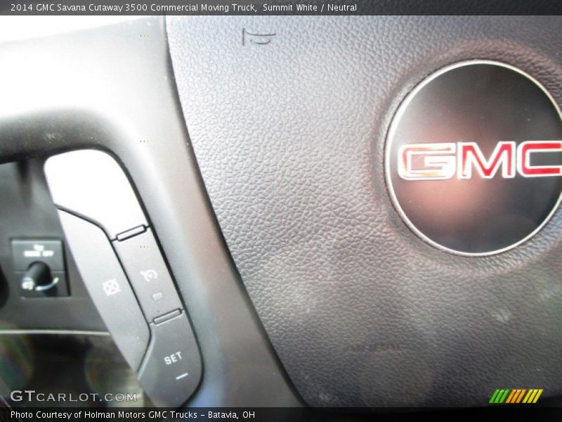 Summit White / Neutral 2014 GMC Savana Cutaway 3500 Commercial Moving Truck