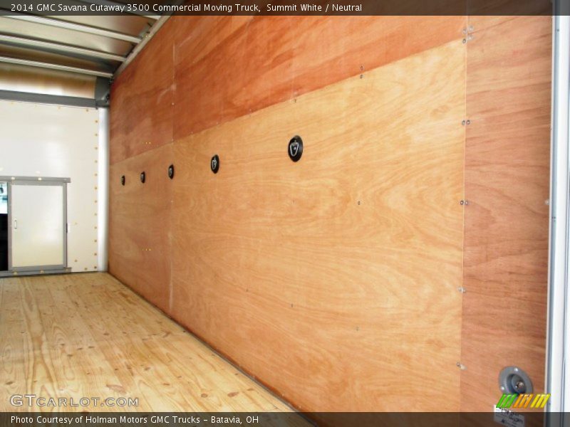 Summit White / Neutral 2014 GMC Savana Cutaway 3500 Commercial Moving Truck