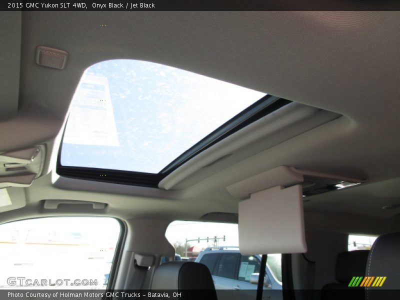 Sunroof of 2015 Yukon SLT 4WD