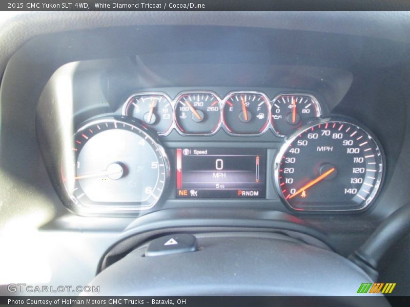 White Diamond Tricoat / Cocoa/Dune 2015 GMC Yukon SLT 4WD