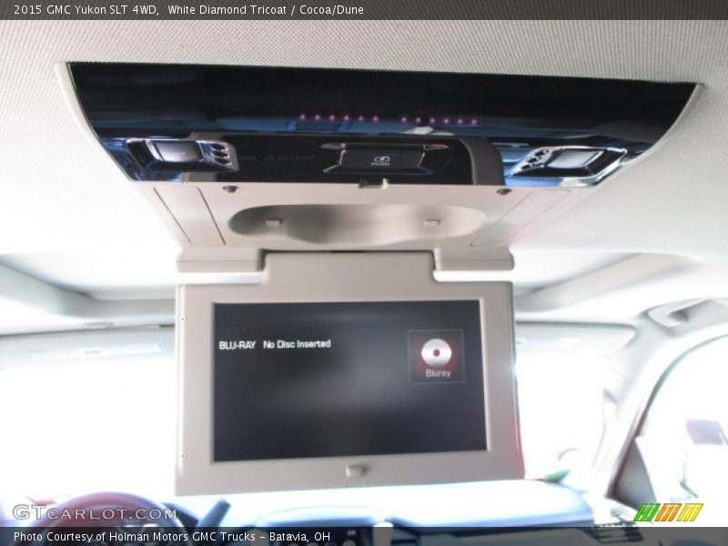 White Diamond Tricoat / Cocoa/Dune 2015 GMC Yukon SLT 4WD