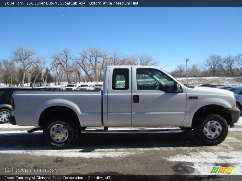 Oxford White / Medium Flint 2004 Ford F250 Super Duty XL SuperCab 4x4