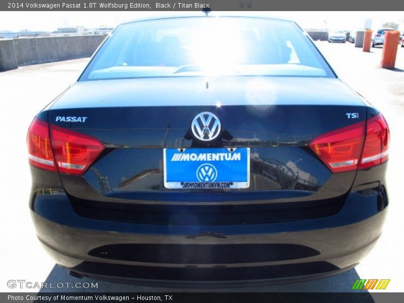 Black / Titan Black 2014 Volkswagen Passat 1.8T Wolfsburg Edition