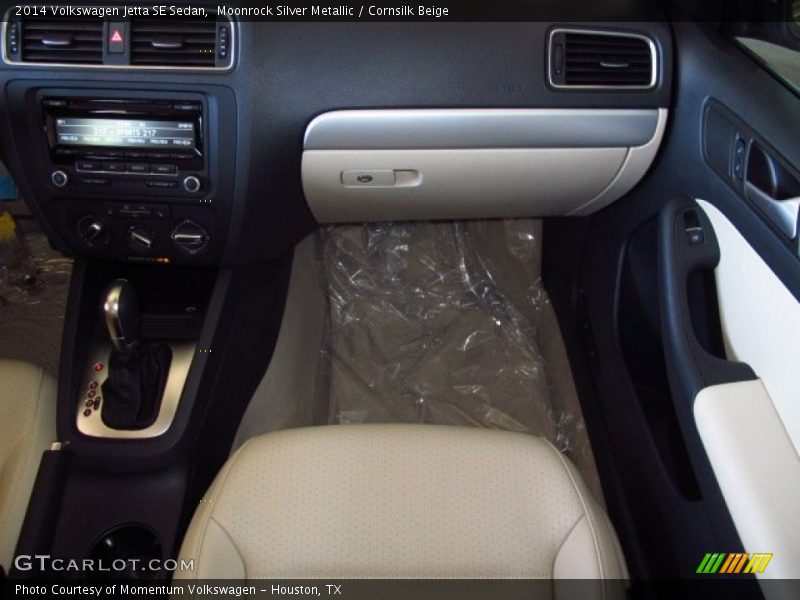 Moonrock Silver Metallic / Cornsilk Beige 2014 Volkswagen Jetta SE Sedan