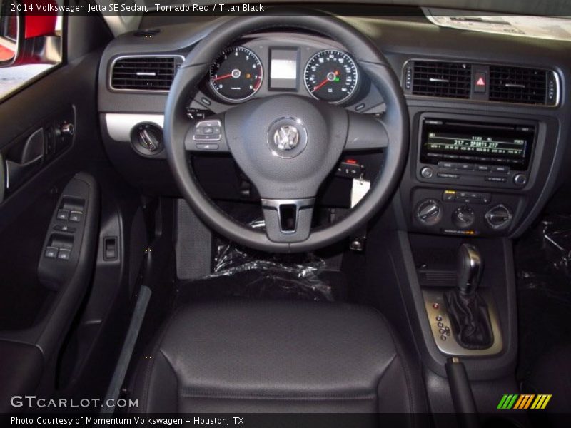 Tornado Red / Titan Black 2014 Volkswagen Jetta SE Sedan