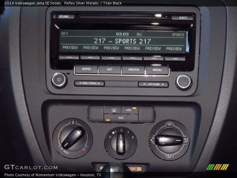 Reflex Silver Metallic / Titan Black 2014 Volkswagen Jetta SE Sedan