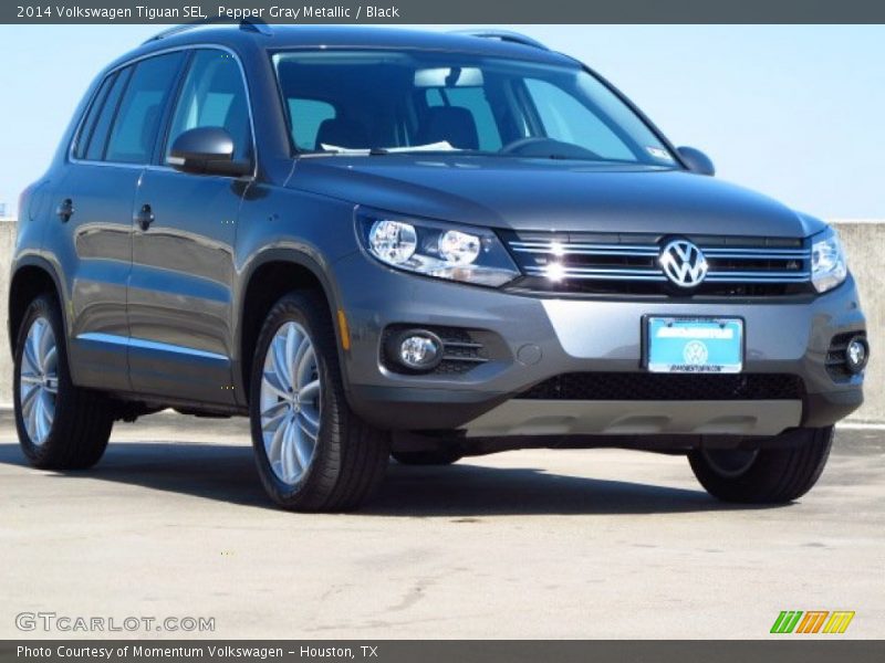 Pepper Gray Metallic / Black 2014 Volkswagen Tiguan SEL