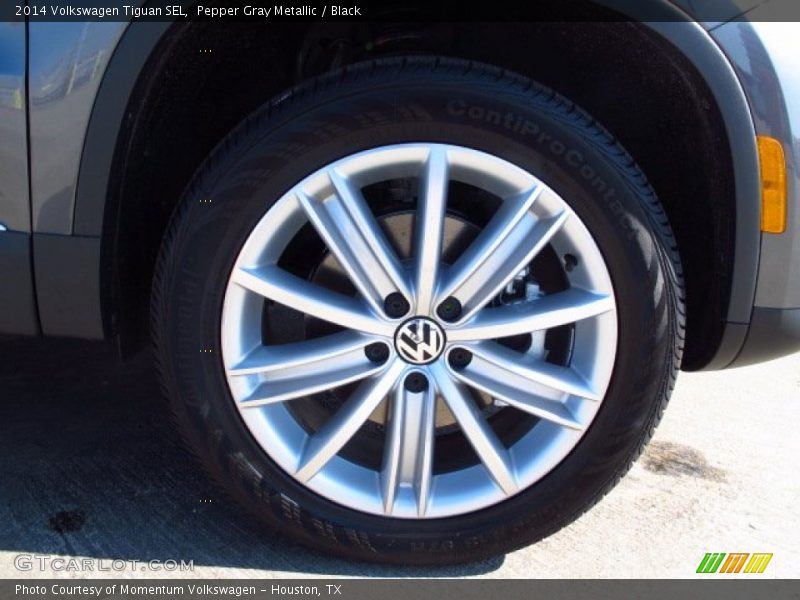 Pepper Gray Metallic / Black 2014 Volkswagen Tiguan SEL