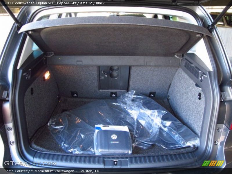 Pepper Gray Metallic / Black 2014 Volkswagen Tiguan SEL