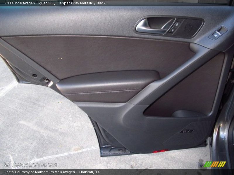 Pepper Gray Metallic / Black 2014 Volkswagen Tiguan SEL