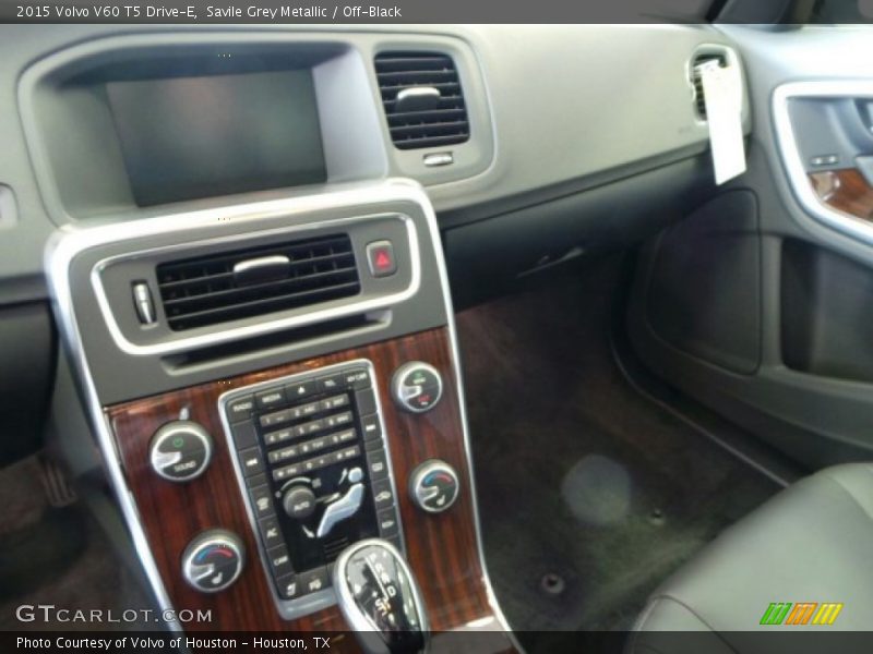 Savile Grey Metallic / Off-Black 2015 Volvo V60 T5 Drive-E