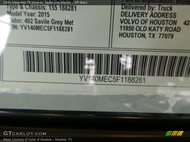 Savile Grey Metallic / Off-Black 2015 Volvo V60 T5 Drive-E