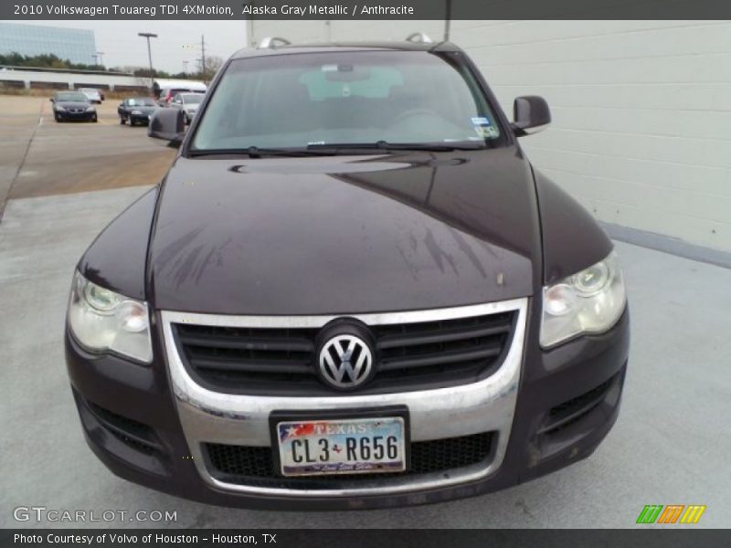 Alaska Gray Metallic / Anthracite 2010 Volkswagen Touareg TDI 4XMotion