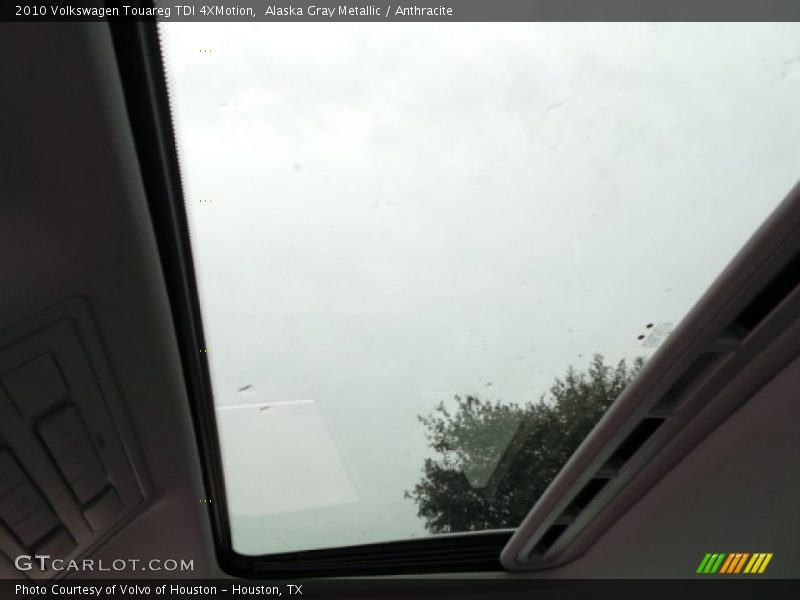 Alaska Gray Metallic / Anthracite 2010 Volkswagen Touareg TDI 4XMotion