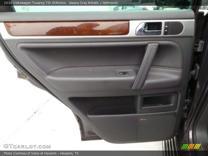 Alaska Gray Metallic / Anthracite 2010 Volkswagen Touareg TDI 4XMotion