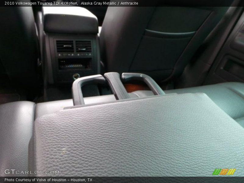 Alaska Gray Metallic / Anthracite 2010 Volkswagen Touareg TDI 4XMotion
