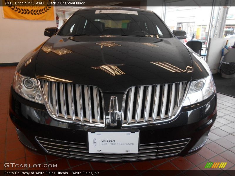 Black / Charcoal Black 2011 Lincoln MKS AWD