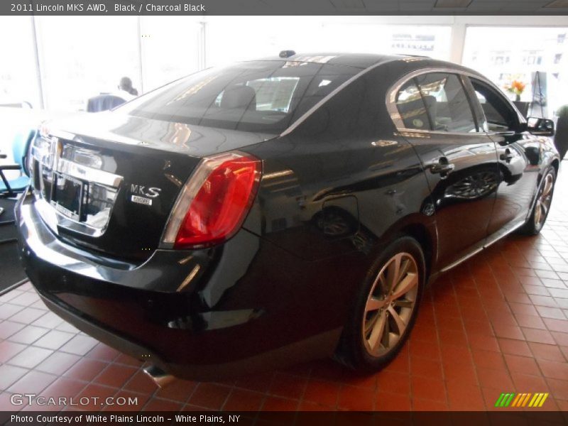 Black / Charcoal Black 2011 Lincoln MKS AWD