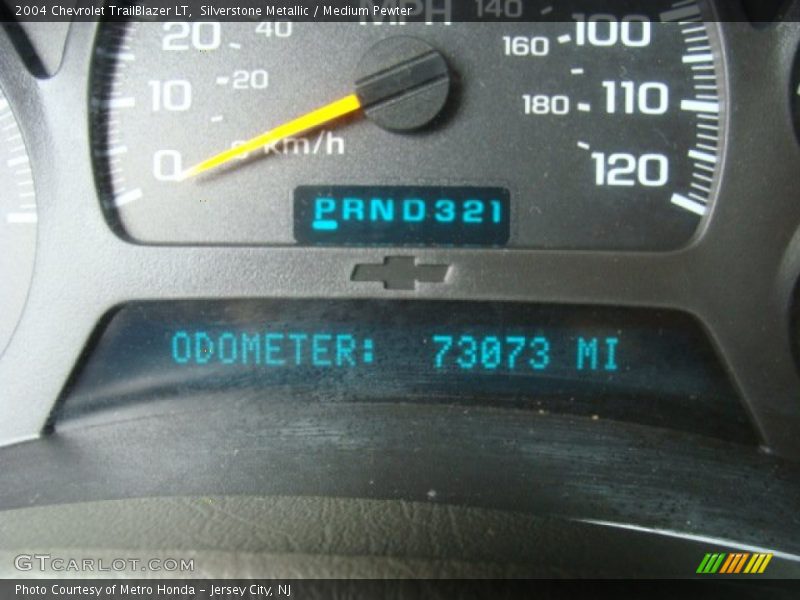 Silverstone Metallic / Medium Pewter 2004 Chevrolet TrailBlazer LT