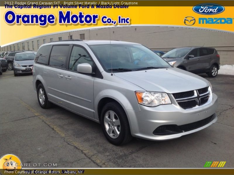 Bright Silver Metallic / Black/Light Graystone 2012 Dodge Grand Caravan SXT