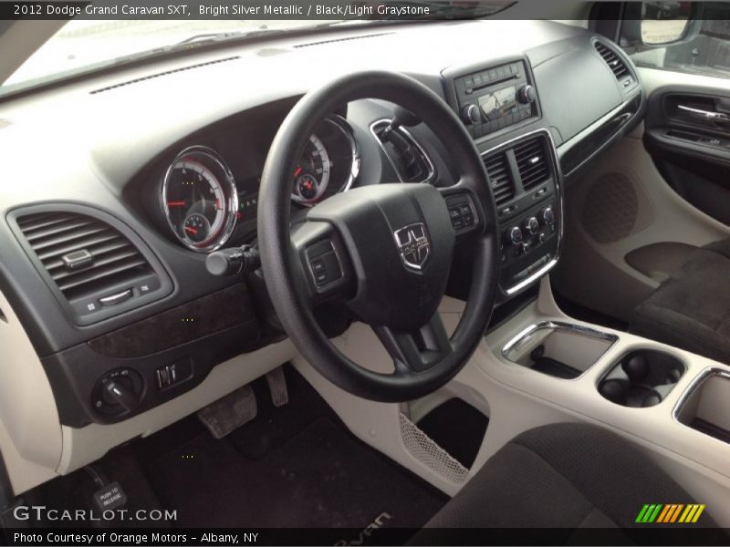 Bright Silver Metallic / Black/Light Graystone 2012 Dodge Grand Caravan SXT