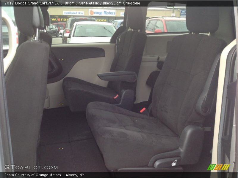 Bright Silver Metallic / Black/Light Graystone 2012 Dodge Grand Caravan SXT