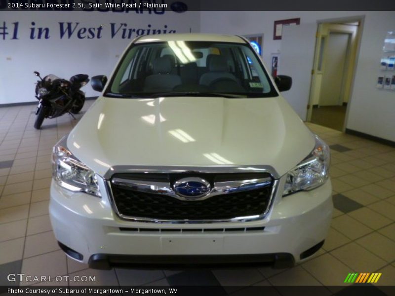 Satin White Pearl / Platinum 2014 Subaru Forester 2.5i