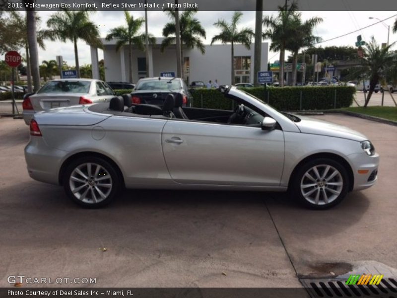 Reflex Silver Metallic / Titan Black 2012 Volkswagen Eos Komfort
