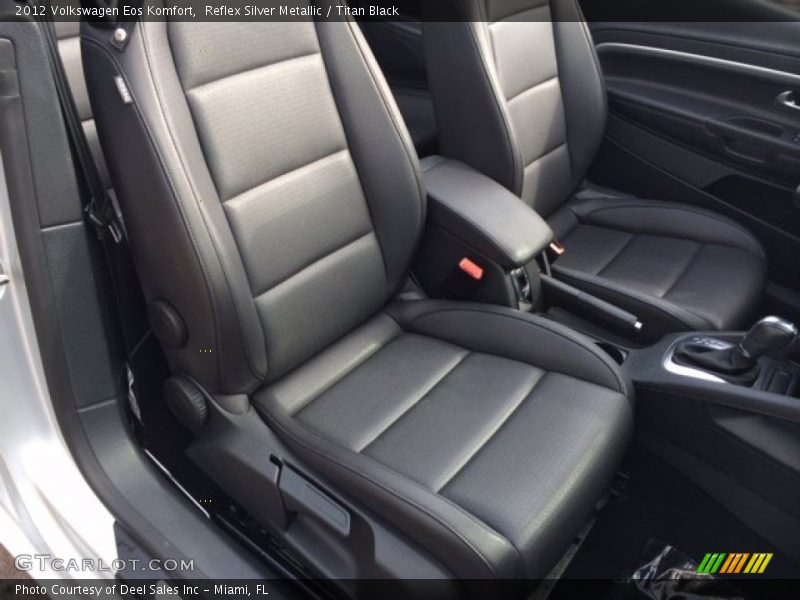 Reflex Silver Metallic / Titan Black 2012 Volkswagen Eos Komfort
