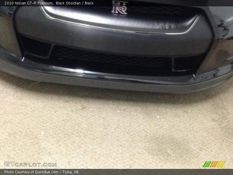 Black Obsidian / Black 2010 Nissan GT-R Premium