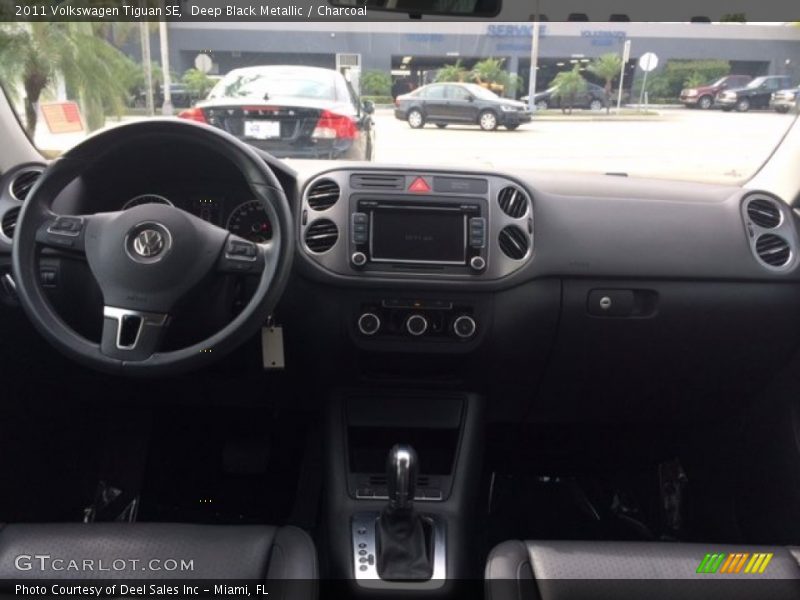 Deep Black Metallic / Charcoal 2011 Volkswagen Tiguan SE