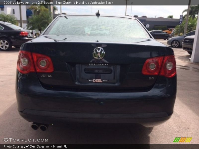 Blue Graphite Metallic / Anthracite Black 2006 Volkswagen Jetta 2.5 Sedan