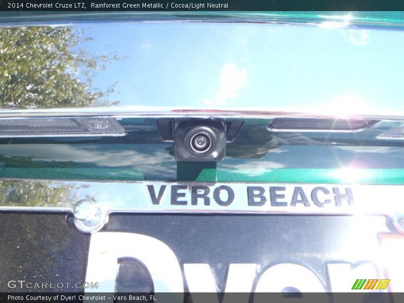 Rainforest Green Metallic / Cocoa/Light Neutral 2014 Chevrolet Cruze LTZ