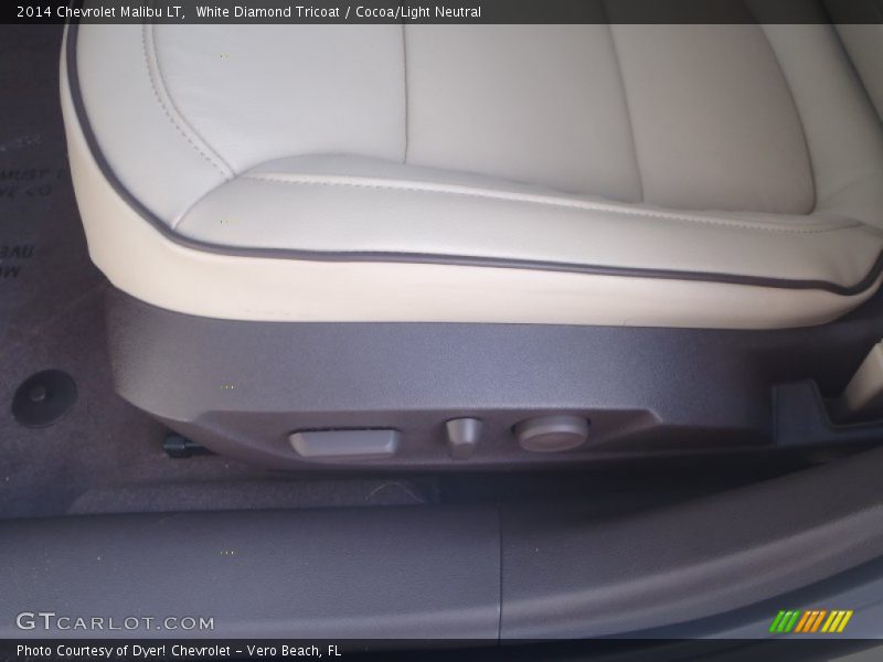 White Diamond Tricoat / Cocoa/Light Neutral 2014 Chevrolet Malibu LT