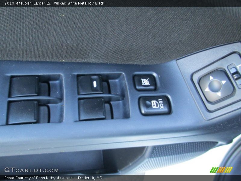 Wicked White Metallic / Black 2010 Mitsubishi Lancer ES