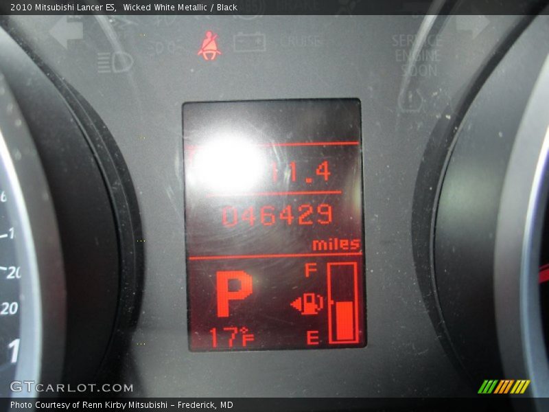 Wicked White Metallic / Black 2010 Mitsubishi Lancer ES