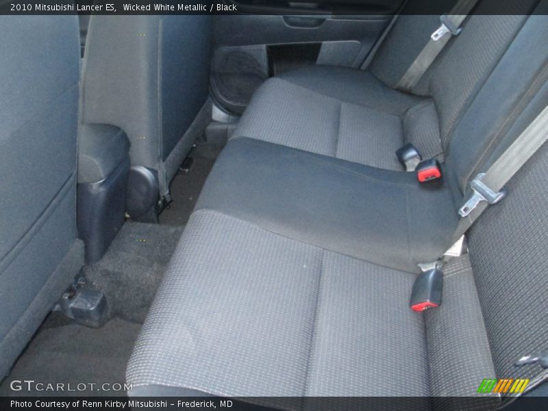 Wicked White Metallic / Black 2010 Mitsubishi Lancer ES