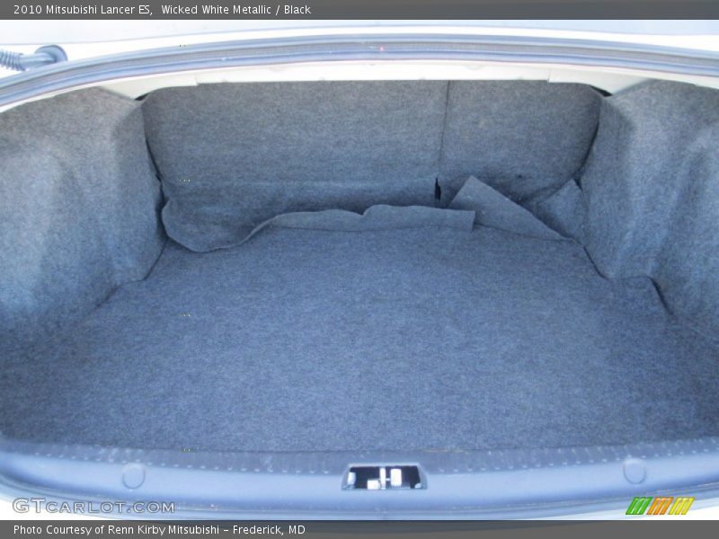 Wicked White Metallic / Black 2010 Mitsubishi Lancer ES
