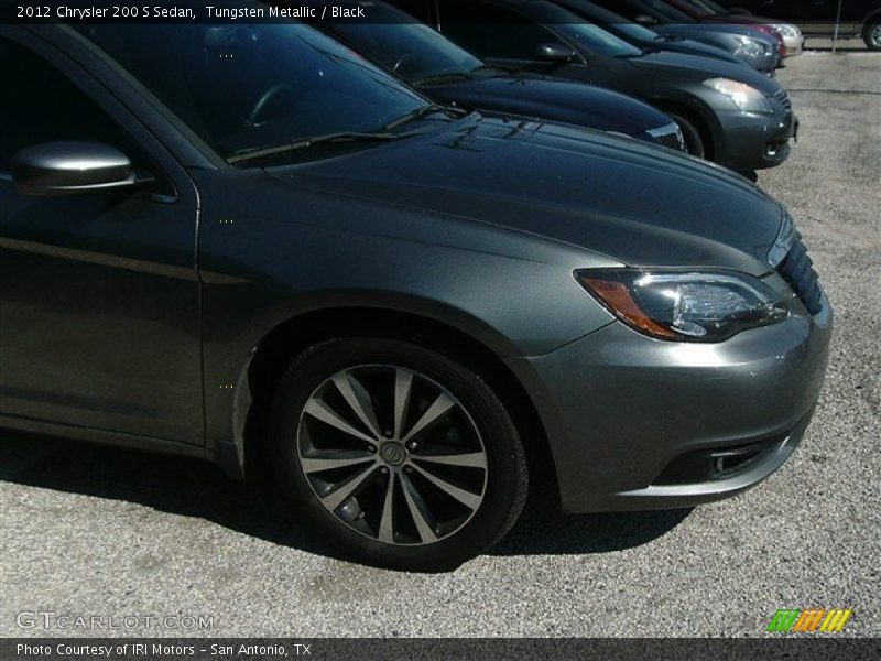 Tungsten Metallic / Black 2012 Chrysler 200 S Sedan