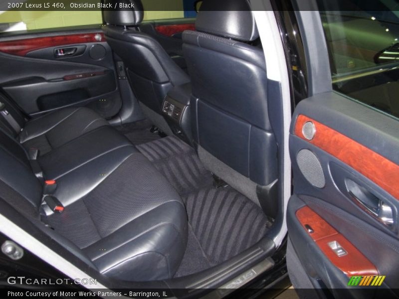 Obsidian Black / Black 2007 Lexus LS 460