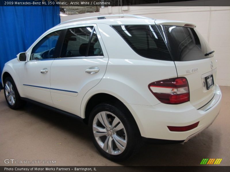 Arctic White / Cashmere 2009 Mercedes-Benz ML 350 4Matic