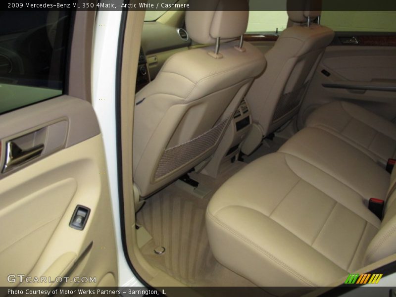 Arctic White / Cashmere 2009 Mercedes-Benz ML 350 4Matic