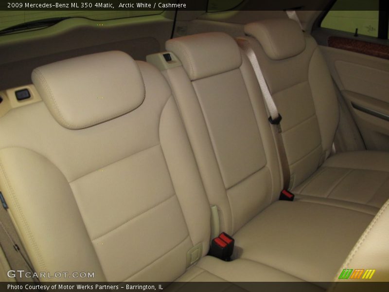 Arctic White / Cashmere 2009 Mercedes-Benz ML 350 4Matic