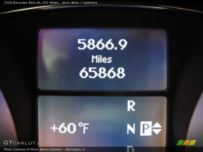 Arctic White / Cashmere 2009 Mercedes-Benz ML 350 4Matic